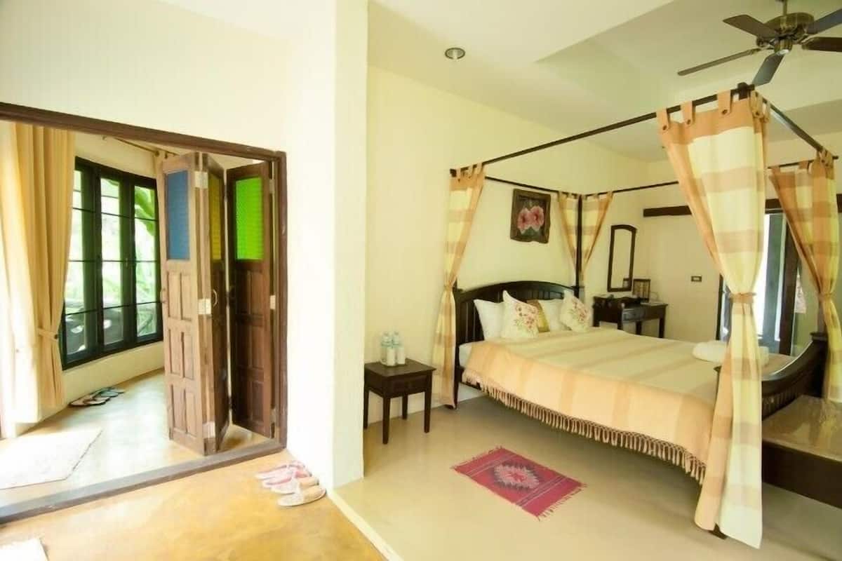 Deluxe Room | Rollaway beds