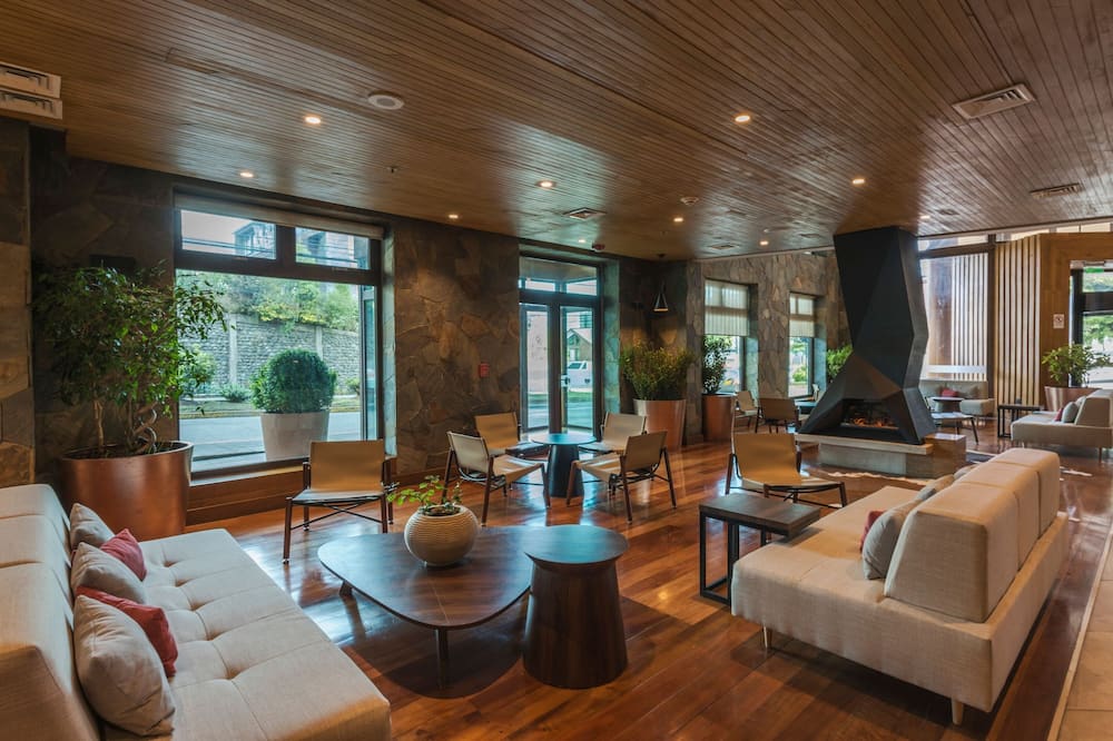 Courtyard by Marriott Puerto Montt