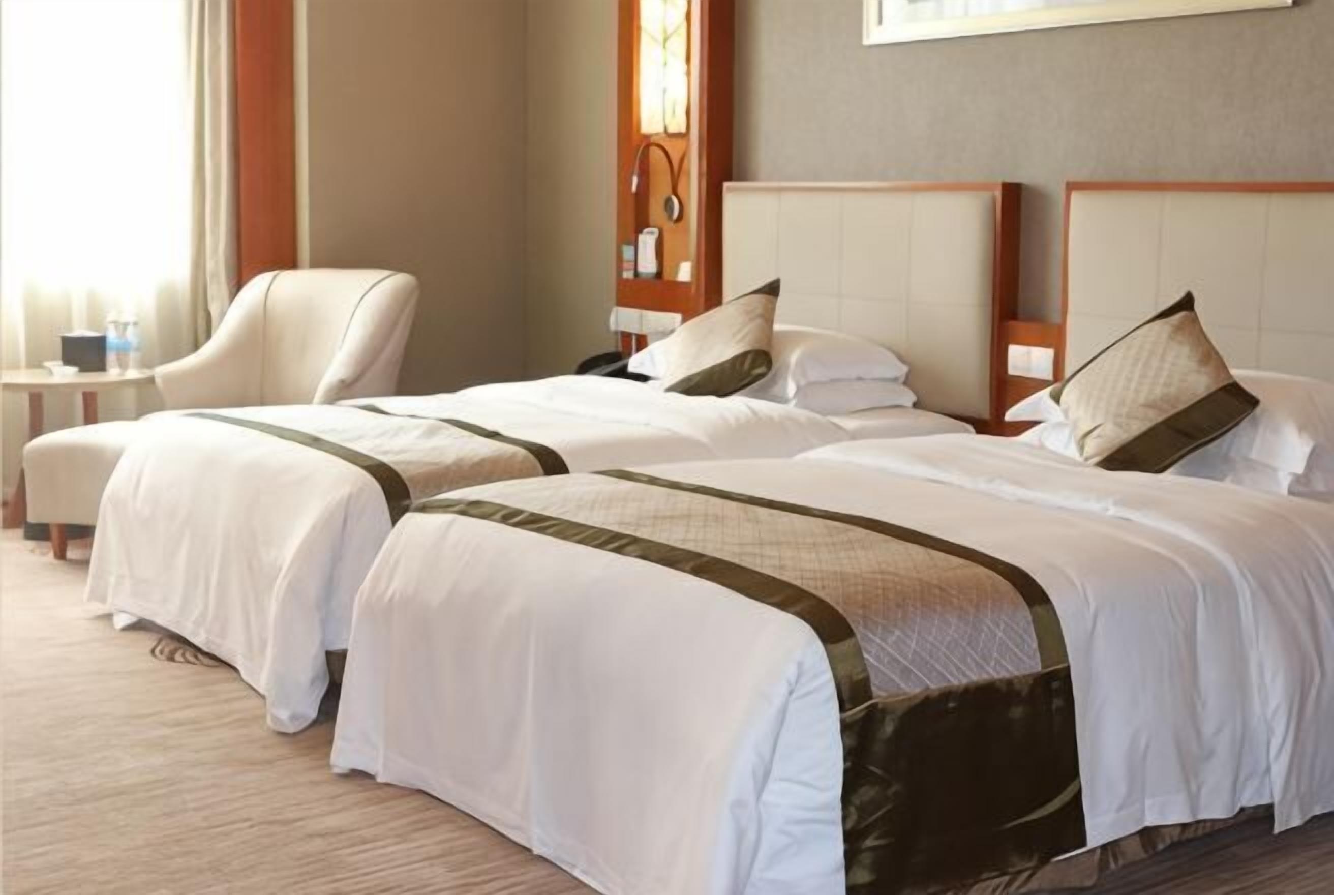 In-room safe, iron/ironing board, alarm clocks