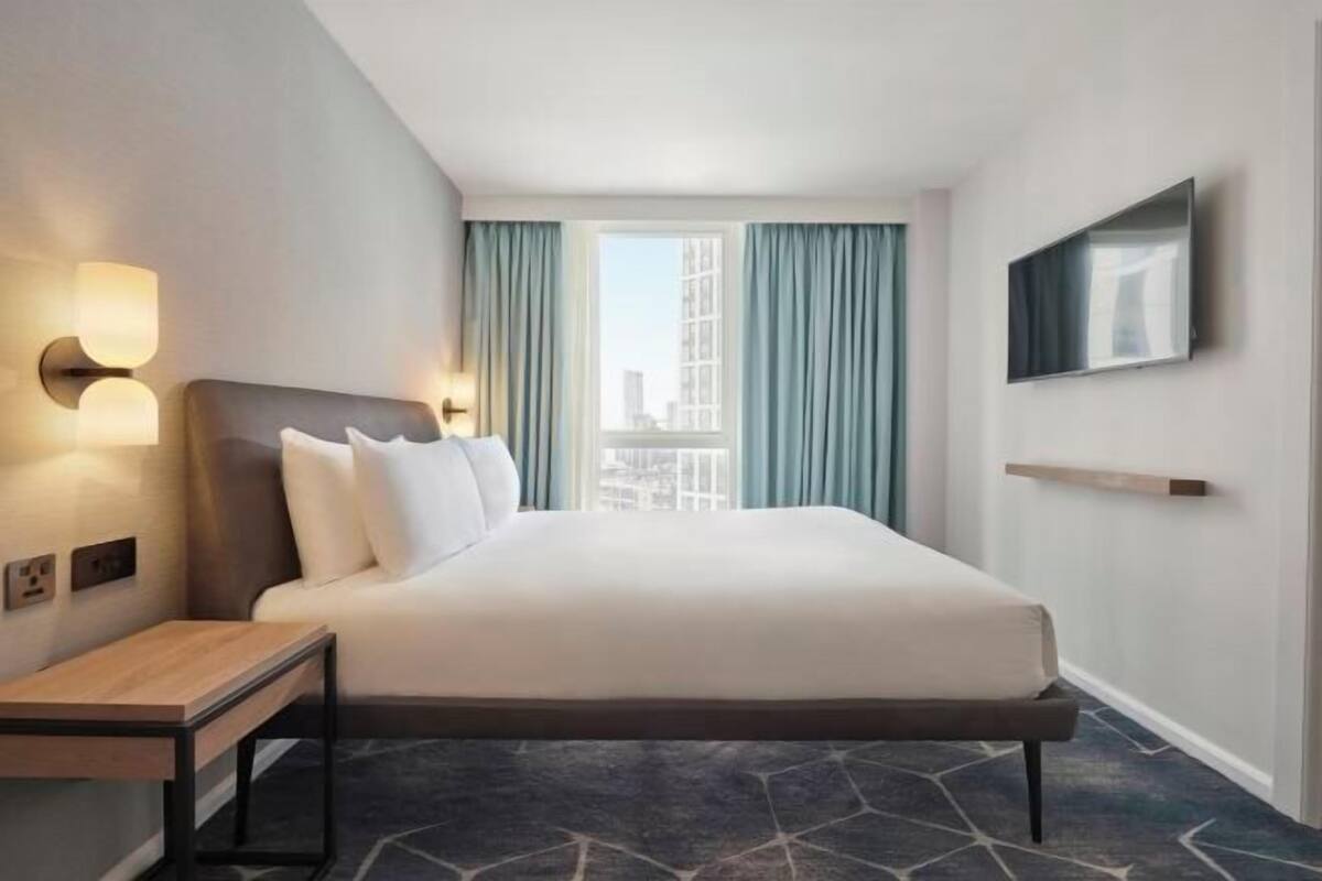 1 bedroom, hypo-allergenic bedding, in-room safe, desk