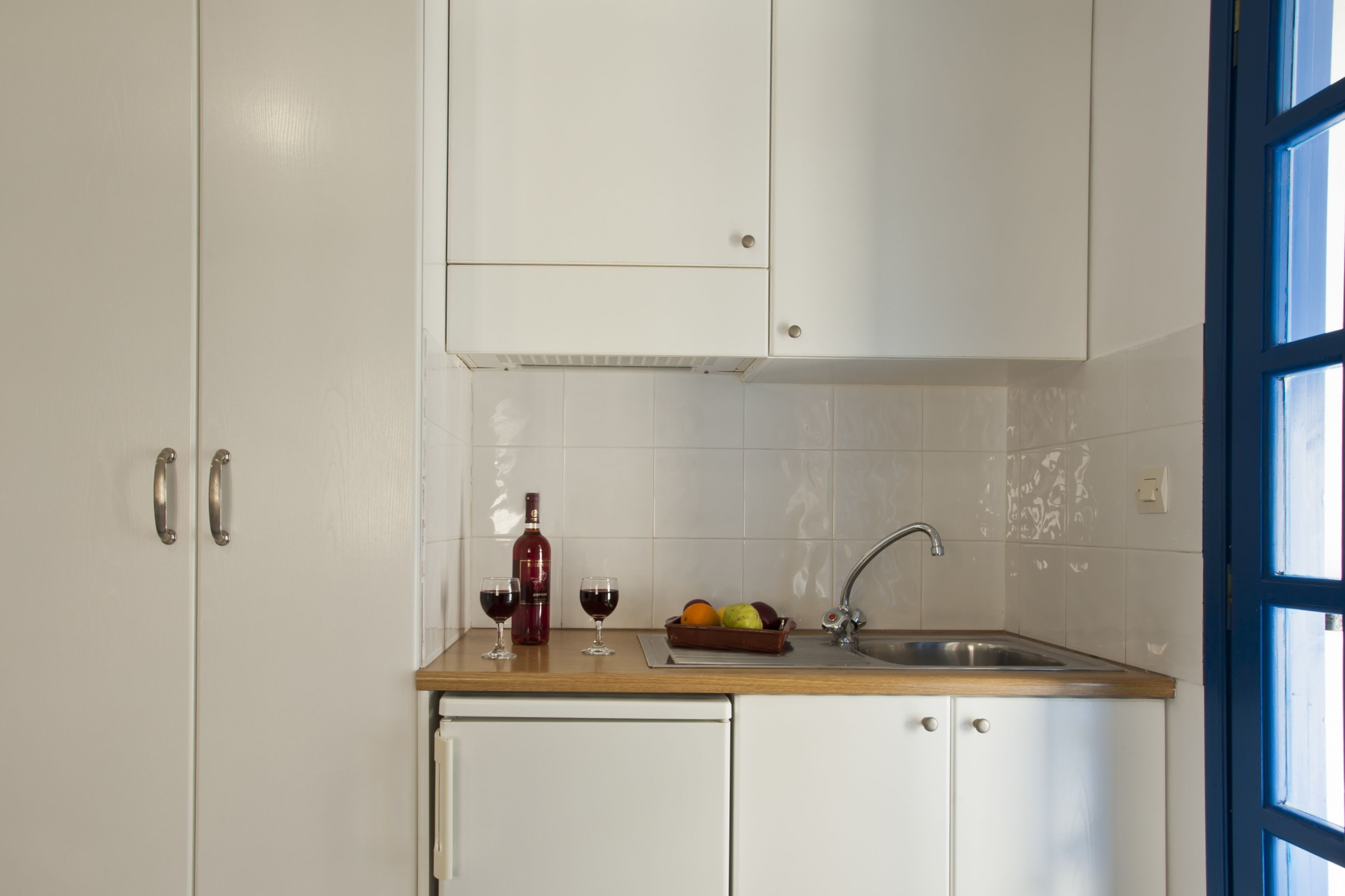 studio | egyptian cotton sheets, pillow-top beds, in-room safe, blackout curtains