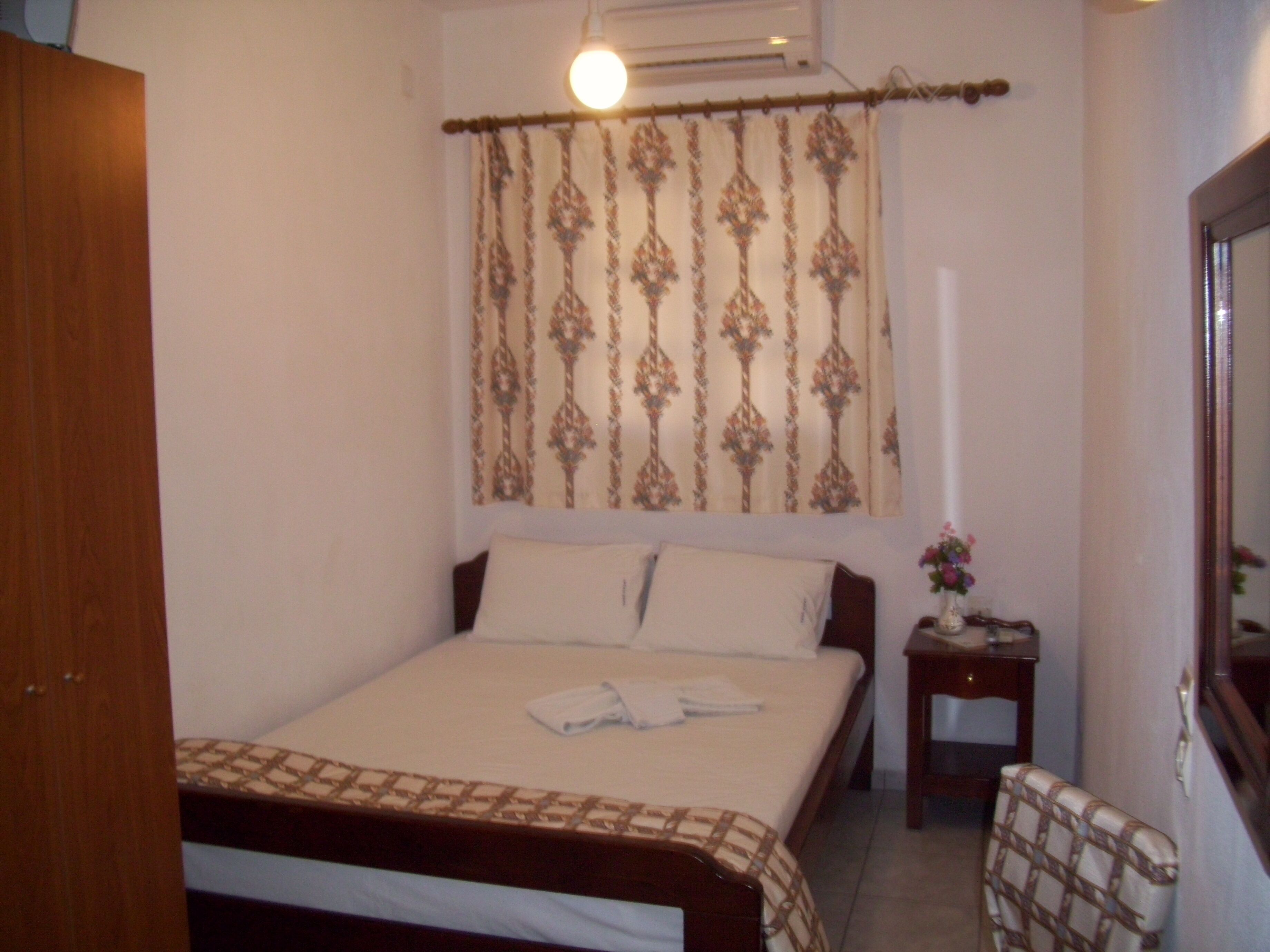 Egyptian cotton sheets, pillow-top beds, in-room safe, blackout curtains