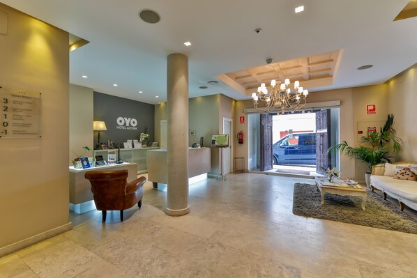 Lobby - Hotel Altora (Tomelloso)