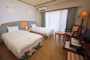 Standard Room, 2 Twin Beds (Main Building) | In-room safe, desk, blackout drapes, iron/ironing board - Seaside Hotel The Beach (Chatan)