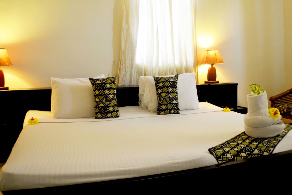 Minibar dan Wi-Fi gratis
