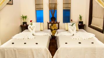 Couples treatment room(s), sauna, hot tub, steam room