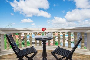 Premium Sunset King (Free One Time Sunset Cocktail Set) | Terrace/patio