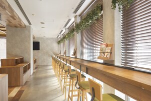 液晶电视、收费电影