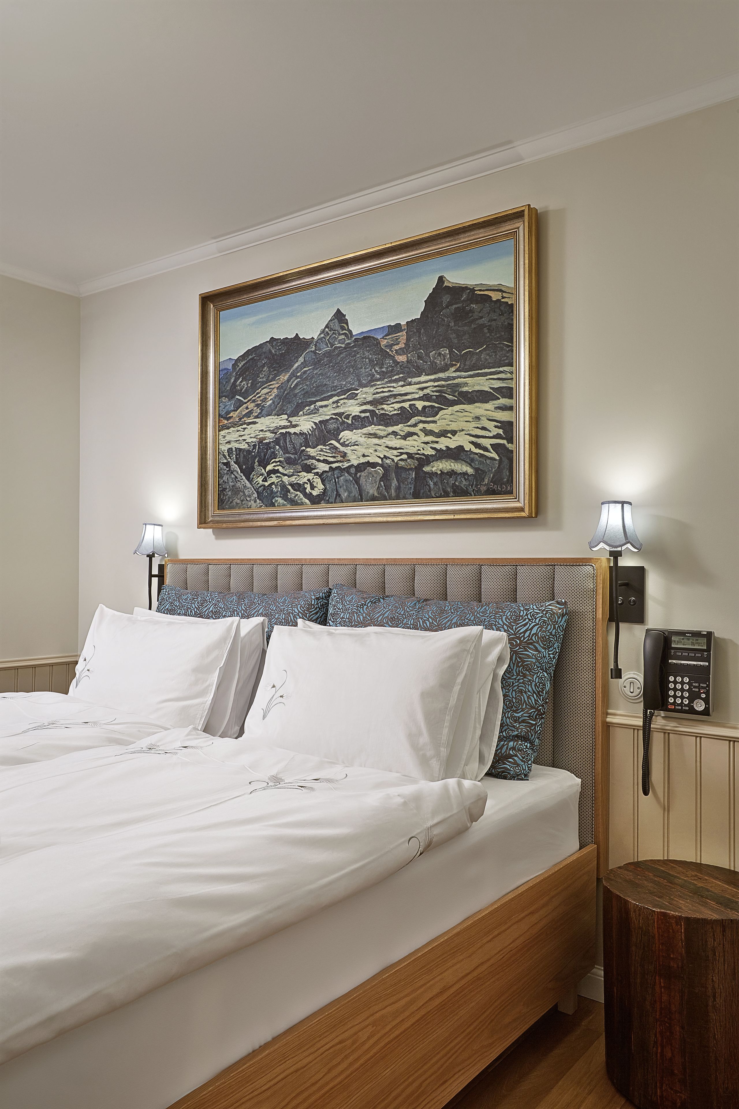 1 bedroom, hypo-allergenic bedding, in-room safe, desk