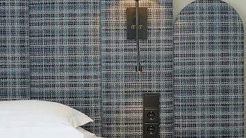 1 bedroom, hypo-allergenic bedding, in-room safe, desk