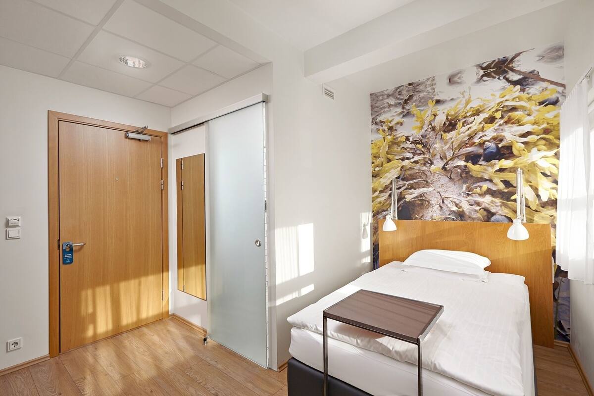 Coffres-forts dans les chambres, bureau