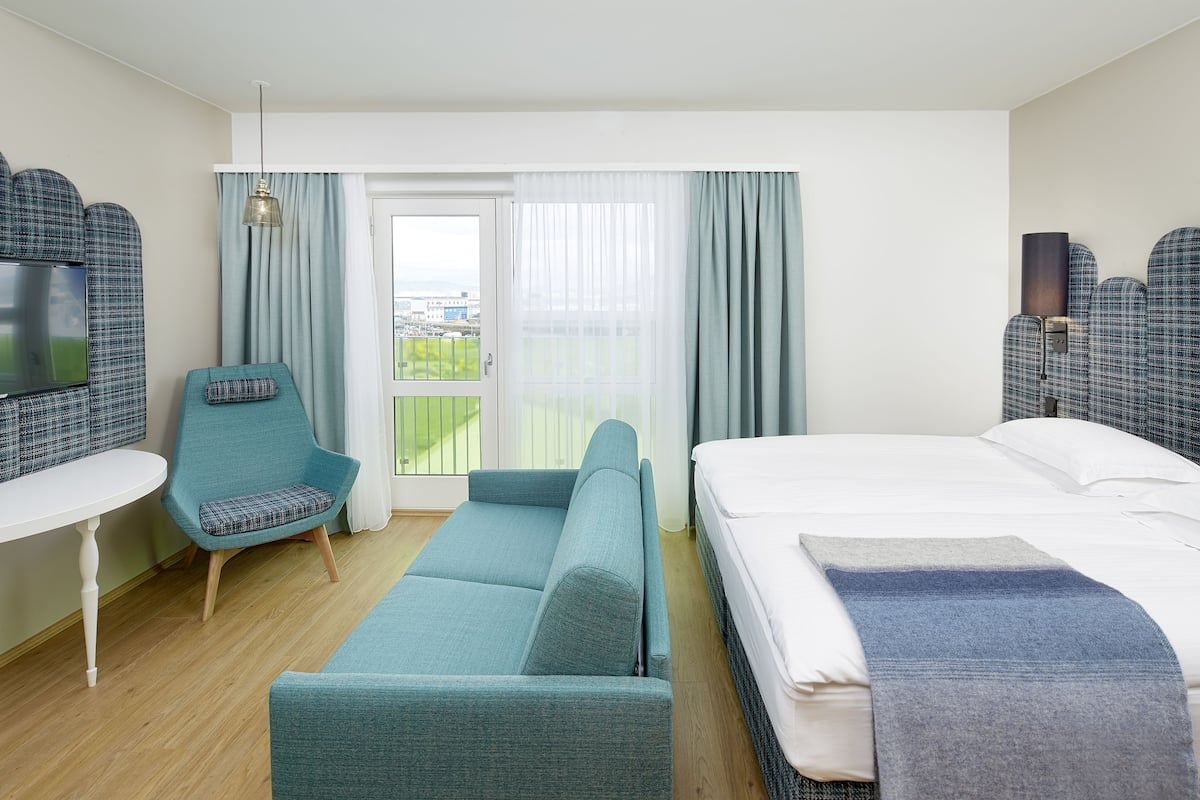 1 bedroom, hypo-allergenic bedding, in-room safe, desk