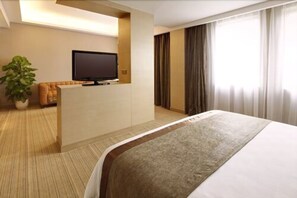 Deluxe Room, 1 King Bed - Leisure (Zhuhai)
