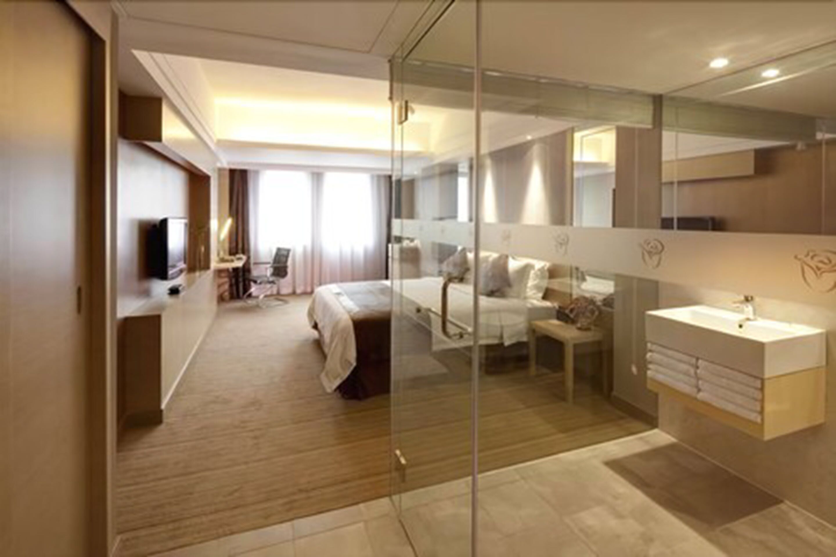 Phòng Deluxe, 1 giường cỡ king | Chăn bông, két bảo mật tại phòng, màn/rèm cản sáng 