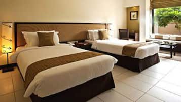 Executive Double or Twin Room, 1 Bedroom | 1 bedroom, free minibar items, in-room safe, iron/ironing board