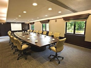 Meeting facility - Lemon Tree Hotel Tarudhan Valley (Taoru)