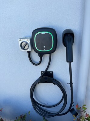 Electric vehicle-charging station