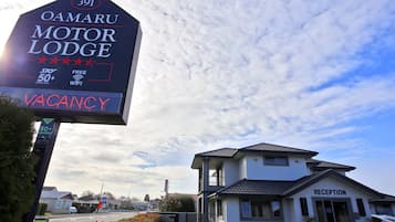 واجهة المنشأة