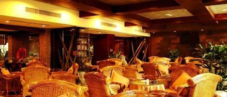 Café da manhã, almoço e jantar