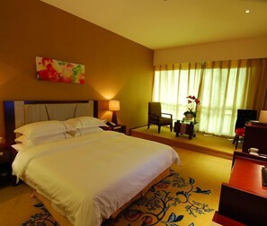 Deluxe-Suite | Verdunkelungsvorhänge, schallisolierte Zimmer, Bügeleisen/Bügelbrett