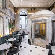 Apex Temple Court Hotel