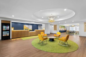 Lobby - Spark by Hilton Missouri City (Missouri City)