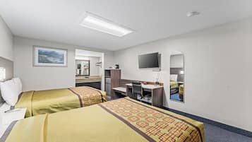 Deluxe Room, 2 Queen Beds, Non Smoking