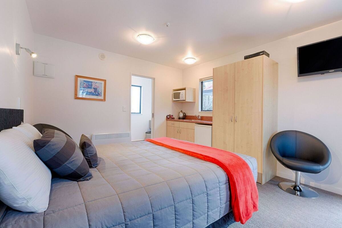 Superior-Studio, 1 Queen-Bett