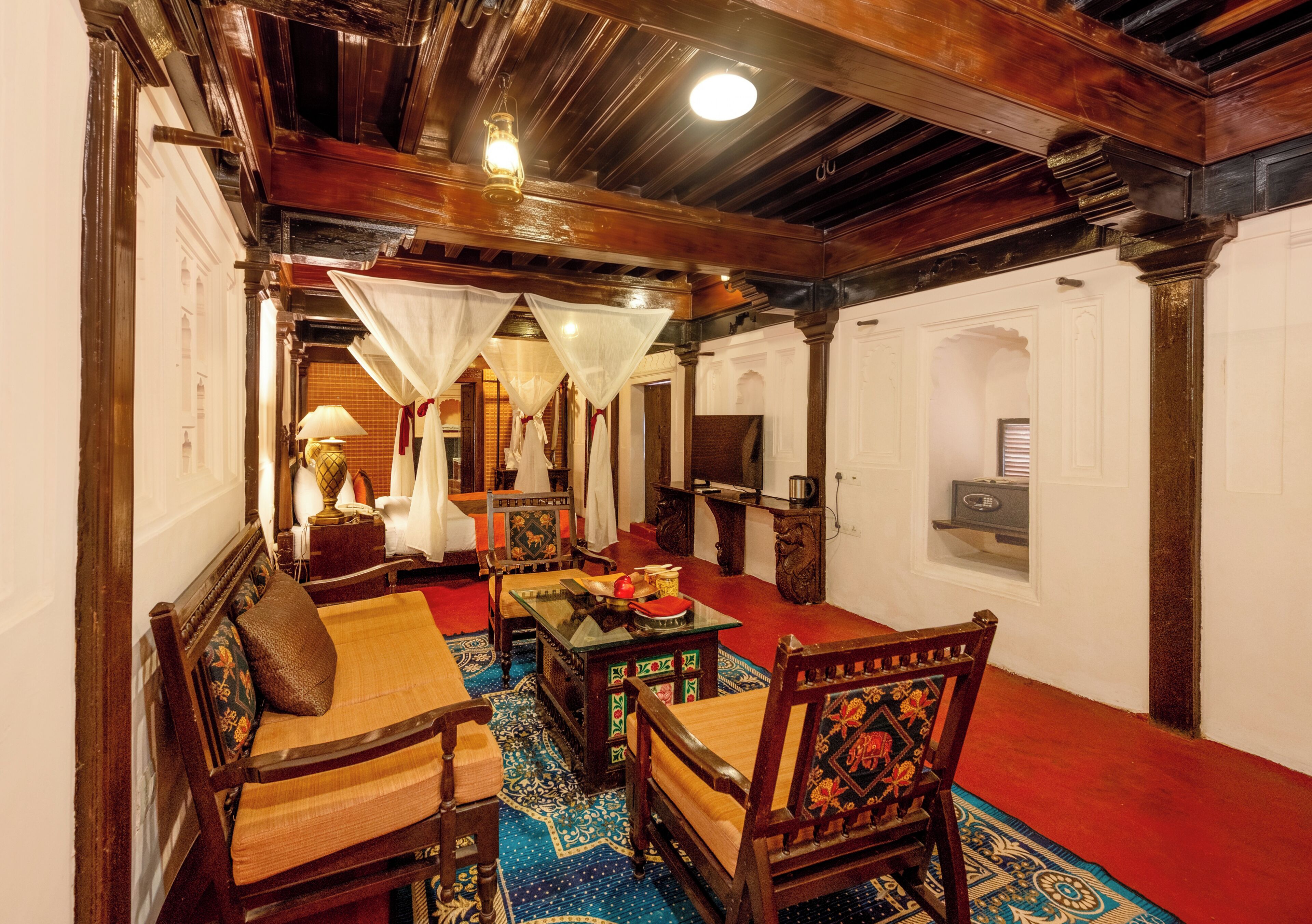 Maharaja Suite | Premium bedding, in-room safe, desk, laptop workspace
