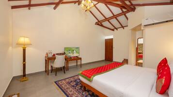 Neem Forest Cottage In Room SPA (Aroma/Swedish) for couple (45 min. with prior appointment)