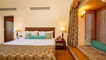 Hill View Daalan - Premium Hill View Room