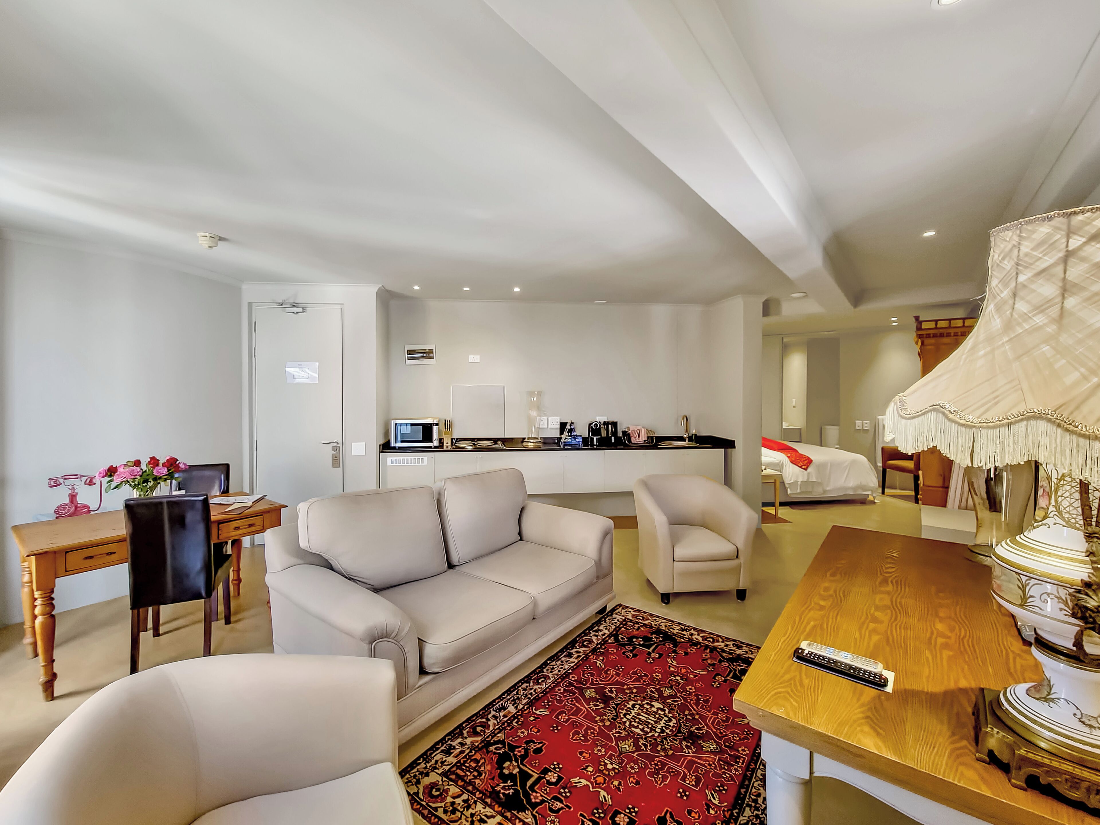 1 bedroom, Egyptian cotton sheets, premium bedding, in-room safe