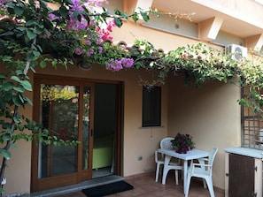 Terrace/patio - Hotel Porto Puddu (Palau)