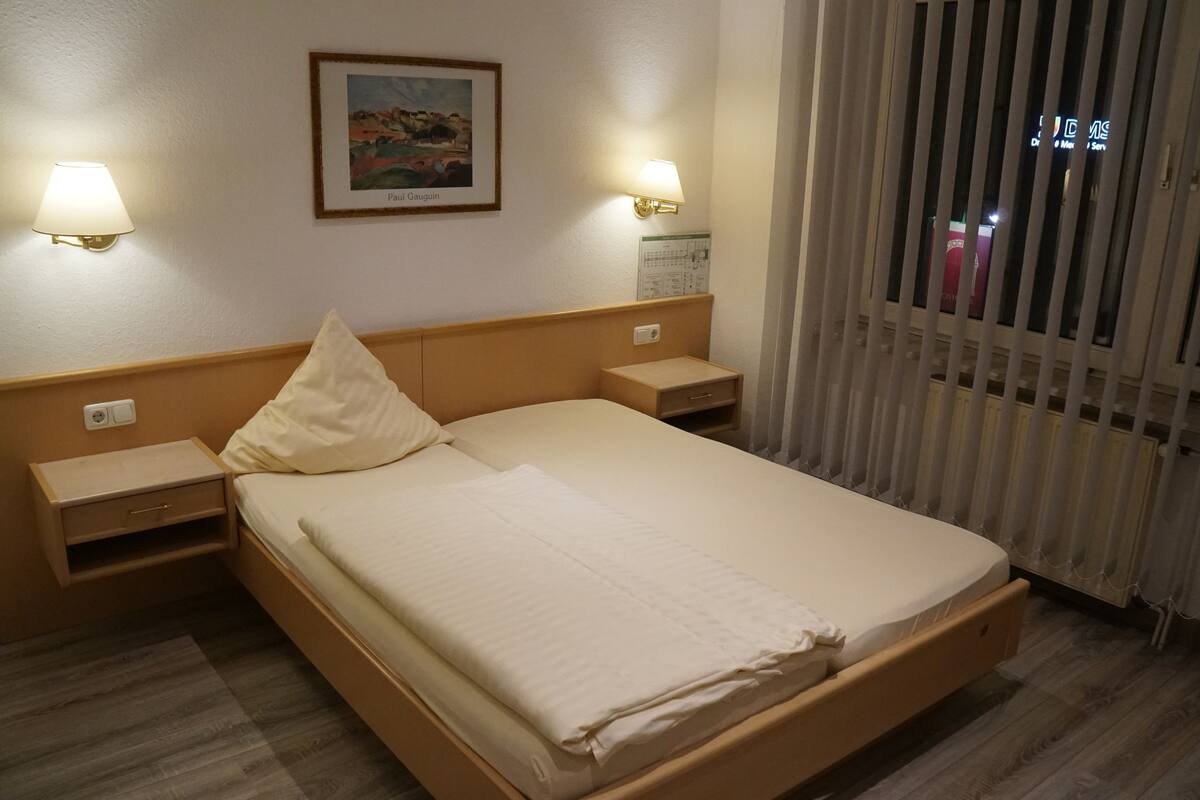 Standard Single Room