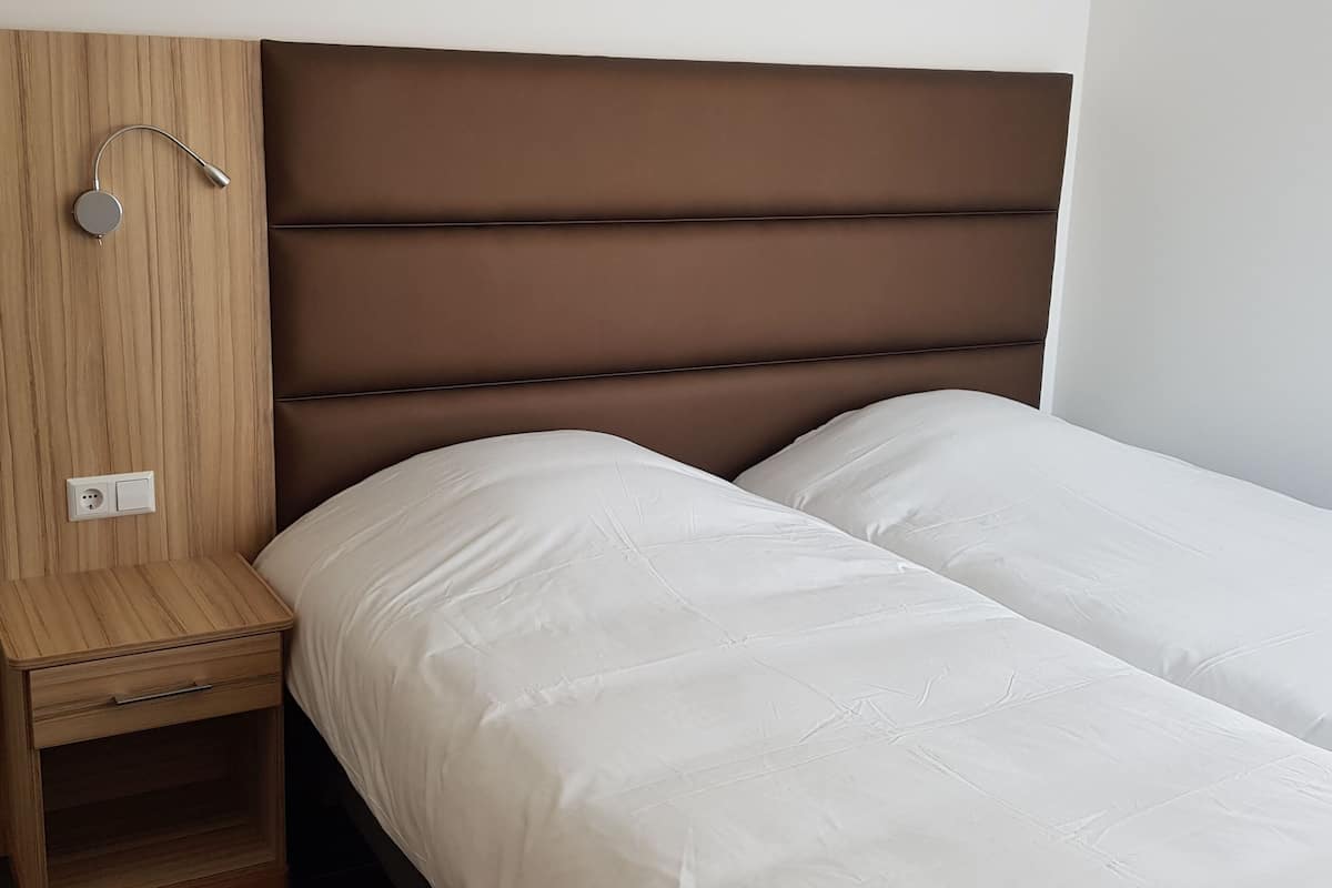 comfort duplex | in-room safe, desk, blackout curtains, soundproofing