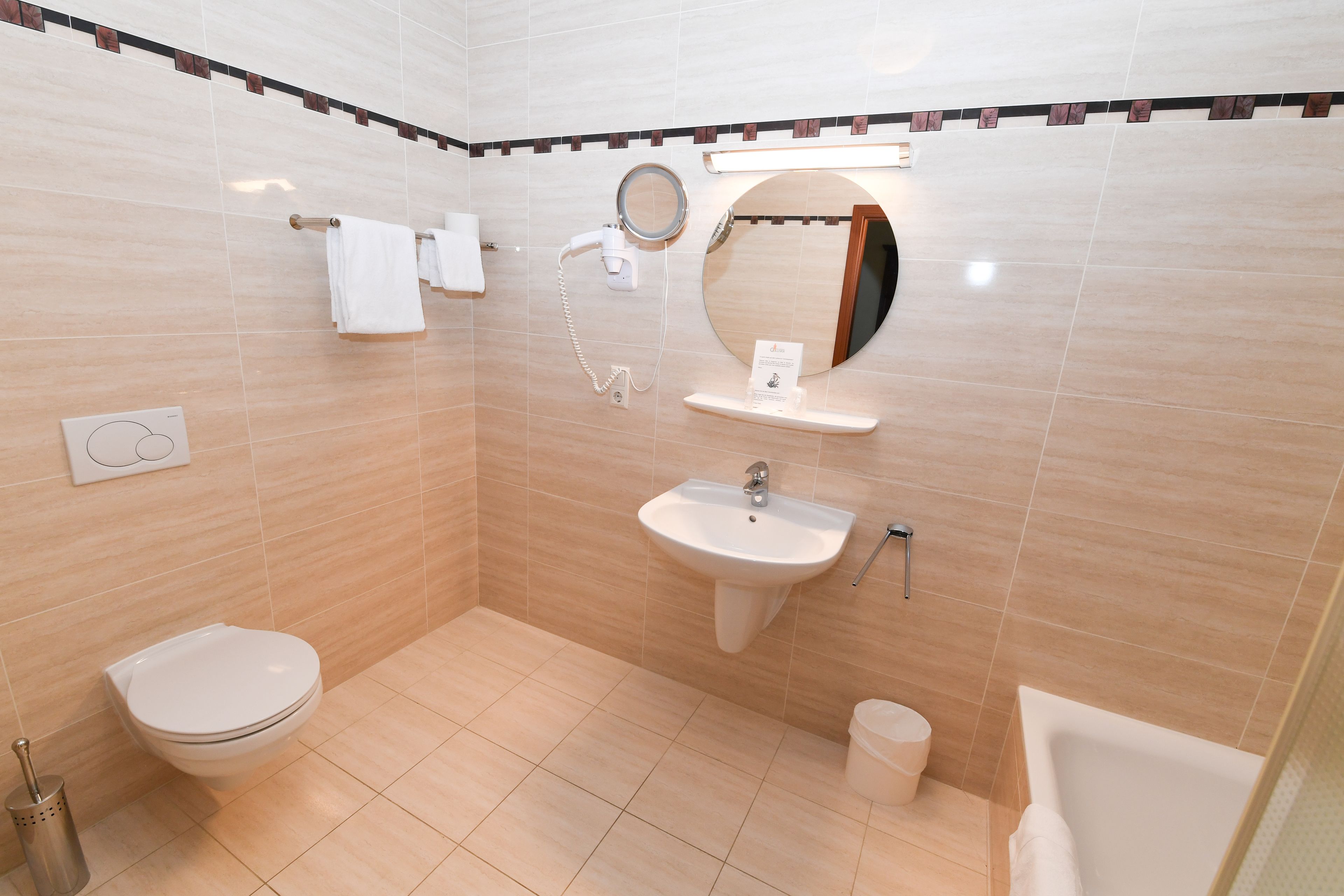 exclusive double room, 1 double bed | bathroom | free toiletries, hair dryer, towels