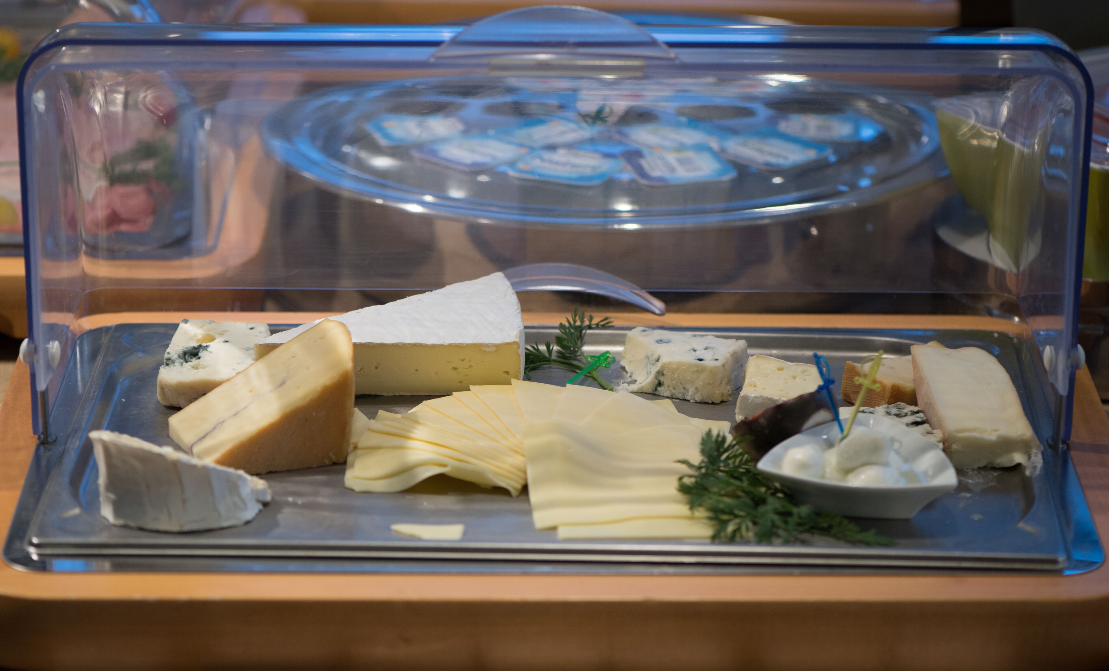 daily buffet breakfast (eur 20 per person)