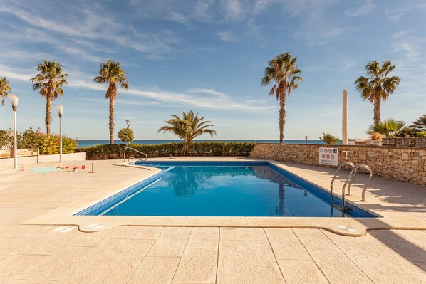 Outdoor pool, pool umbrellas