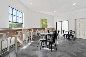 Petit déjeuner buffet compris tous les jours