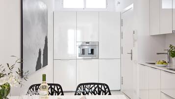 Standard Apartment, 1 Bedroom | Private kitchen | Full-size fridge, microwave, stovetop, coffee/tea maker