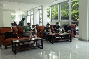 Interior - Monarch Hotel (Accra)