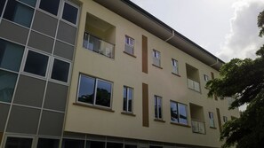 Exterior - Monarch Hotel (Accra)