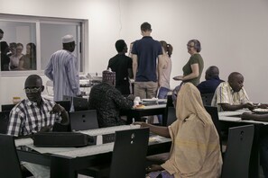 المنشأة من الداخل