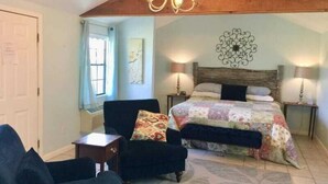 Cabin tiện nghi đơn giản | Khu phòng khách