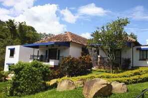 Hallway - Sierra de la Cruz (SAN GIL)
