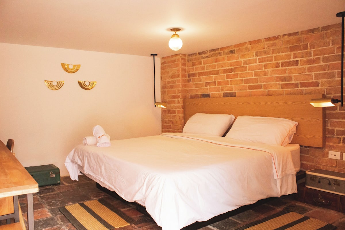 Superior Double Room, Private Bathroom | Individually decorated, free WiFi, bed sheets