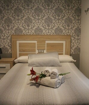 Habitación doble | Wifi gratis y ropa de cama