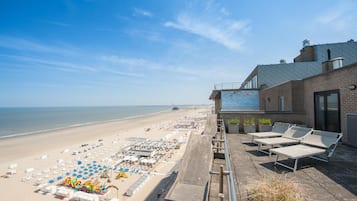 Plage à proximité, sable blanc