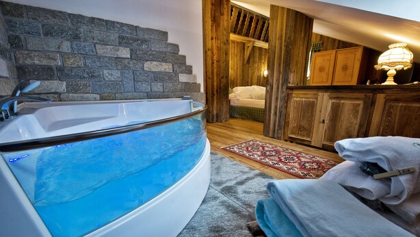 Superior Double or Twin Room | Minibar, in-room safe, free WiFi - Hotel Jolanda Sport (Gressoney-la-Trinite)