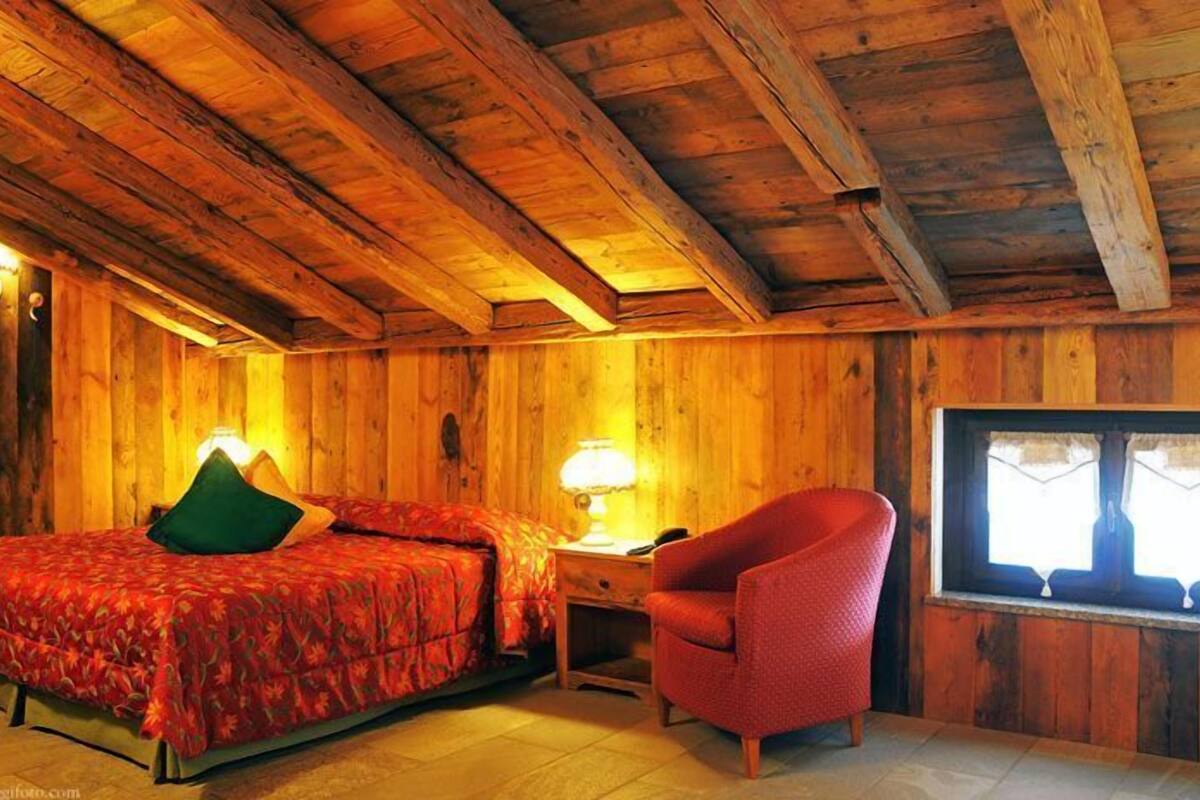 Minibar, coffres-forts dans les chambres, Wi-Fi gratuit